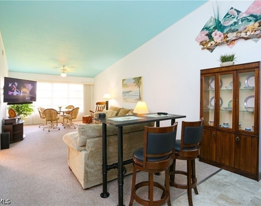 4030 Northlight Drive - Photo Thumbnail 4