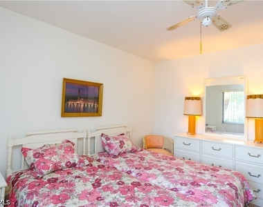 4030 Northlight Drive - Photo Thumbnail 13