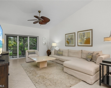 853 Tanbark Drive - Photo Thumbnail 3