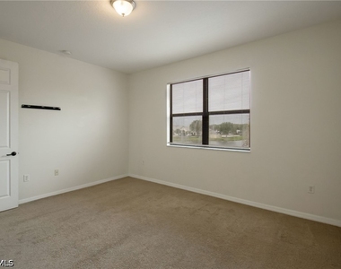 5265 Beckton Road - Photo Thumbnail 12