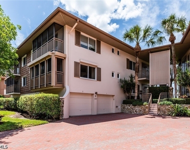 2203 Gulf Shore Boulevard N - Photo Thumbnail 13