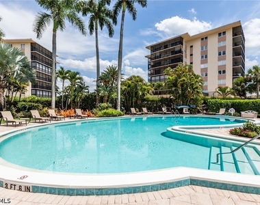 2203 Gulf Shore Boulevard N - Photo Thumbnail 20