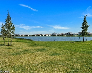 5126 Penella Avenue - Photo Thumbnail 43