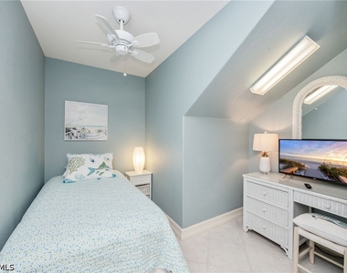 8200 Saratoga Drive - Photo Thumbnail 17