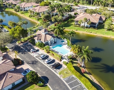 8200 Saratoga Drive - Photo Thumbnail 20