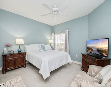8200 Saratoga Drive - Photo Thumbnail 15
