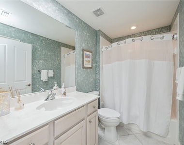 8200 Saratoga Drive - Photo Thumbnail 16