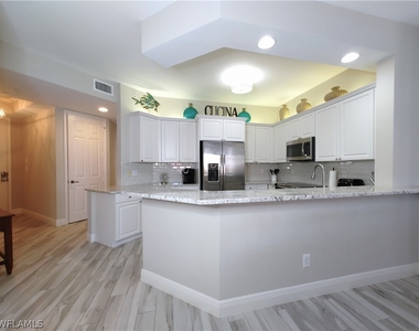 400 Flagship Drive - Photo Thumbnail 9