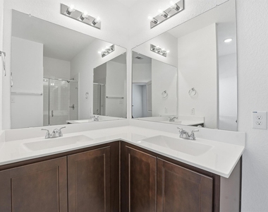 4506 Blue Moutain Laurel - Photo Thumbnail 18