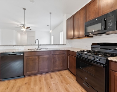 4506 Blue Moutain Laurel - Photo Thumbnail 13