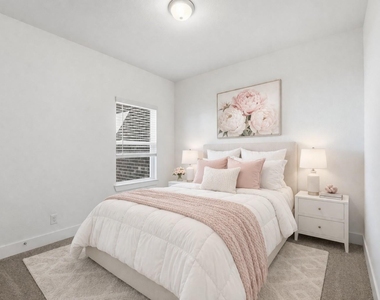 4506 Blue Moutain Laurel - Photo Thumbnail 24