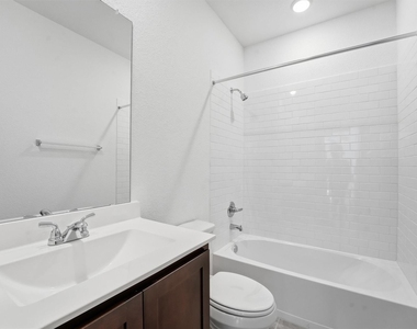4506 Blue Moutain Laurel - Photo Thumbnail 25