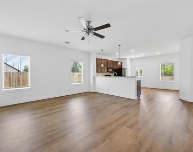 4506 Blue Moutain Laurel - Photo Thumbnail 3