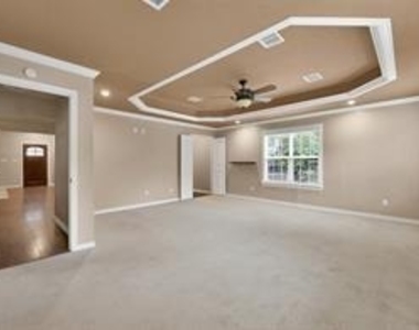 10826 10826 Joann Street - Photo Thumbnail 7