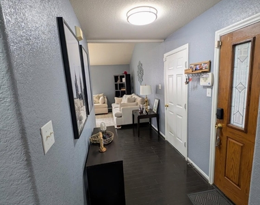 5714 Turner Oaks - Photo Thumbnail 14