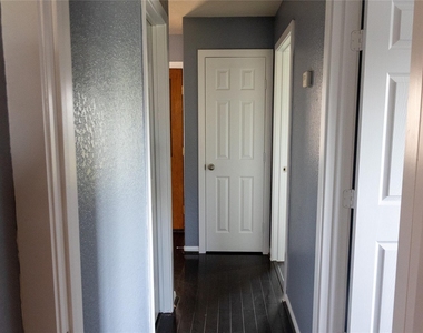 5714 Turner Oaks - Photo Thumbnail 23