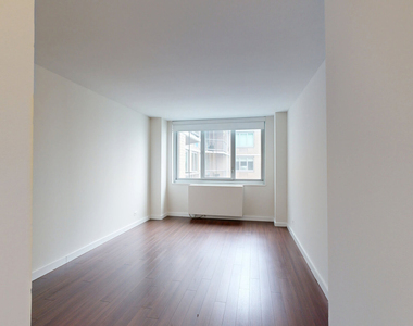 401 E 34th St - Photo Thumbnail 4