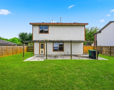 6206 Greenwick Lane - Photo Thumbnail 13