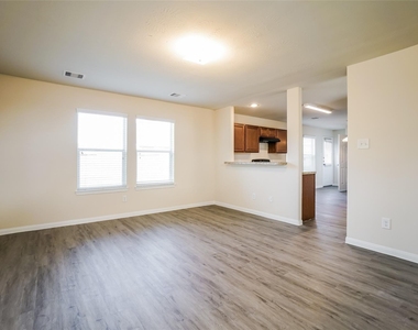 2438 Connors Path Court - Photo Thumbnail 3
