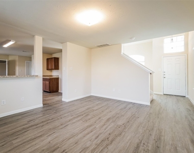 2438 Connors Path Court - Photo Thumbnail 2