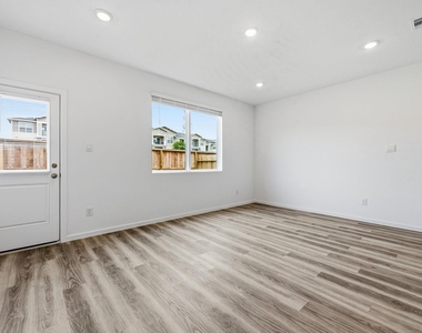 17818 Delmar Heights - Photo Thumbnail 3