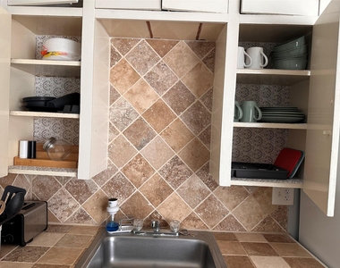4302 Polk Street - Photo Thumbnail 7