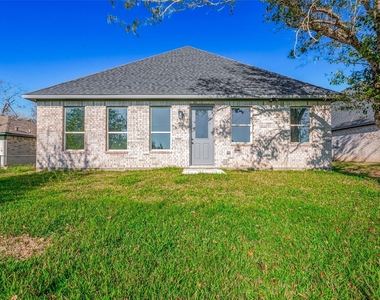 3639 Needville Avenue - Photo Thumbnail 6