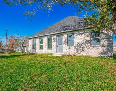 3639 Needville Avenue - Photo Thumbnail 5