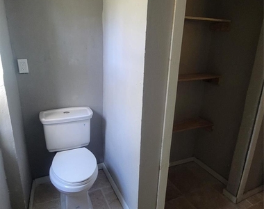 12018 Sandpiper Road - Photo Thumbnail 26