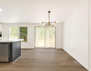 16315 Lone Star Ranch Drive - Photo Thumbnail 9