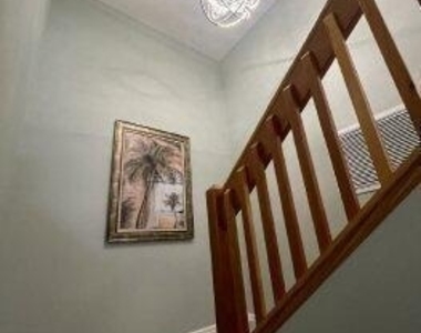 250 Saint Lucie Lane - Photo Thumbnail 12