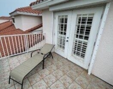 250 Saint Lucie Lane - Photo Thumbnail 22