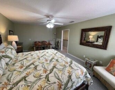 250 Saint Lucie Lane - Photo Thumbnail 17
