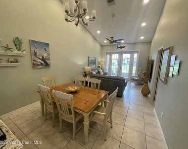 250 Saint Lucie Lane - Photo Thumbnail 2