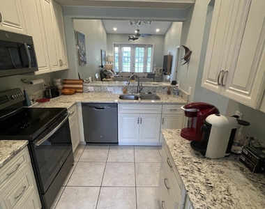 250 Saint Lucie Lane - Photo Thumbnail 3