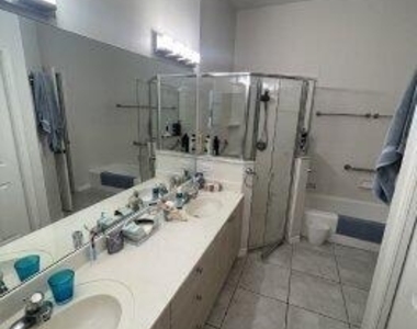 250 Saint Lucie Lane - Photo Thumbnail 9