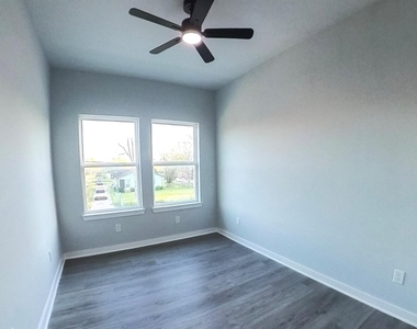 2832 Mansfield Street - Photo Thumbnail 19