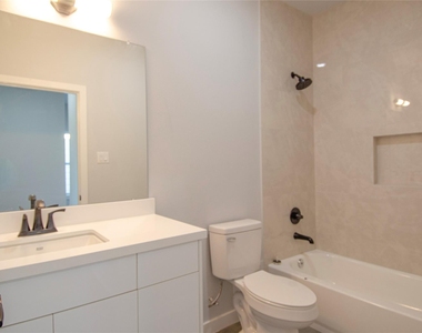 2832 Mansfield Street - Photo Thumbnail 23
