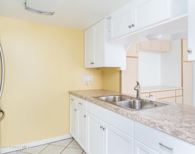 101 San Paulo Circle - Photo Thumbnail 4