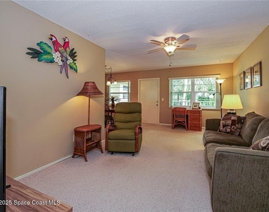 35 Vista Gardens Trail - Photo Thumbnail 7