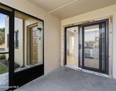1145 N Shannon Avenue - Photo Thumbnail 29