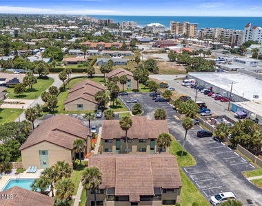 1145 N Shannon Avenue - Photo Thumbnail 34