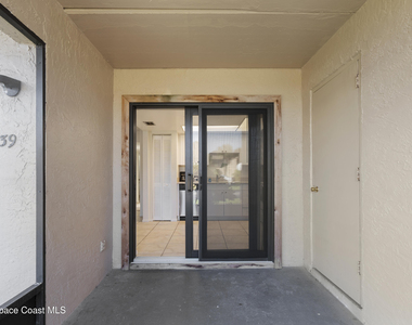 1145 N Shannon Avenue - Photo Thumbnail 27