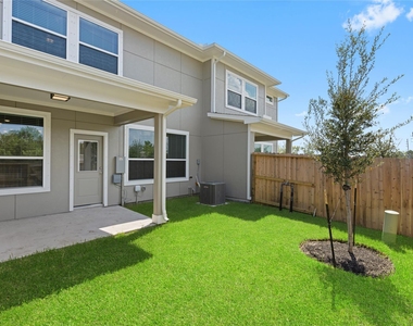 3035 Dovedale Street - Photo Thumbnail 21