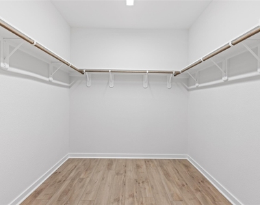 3035 Dovedale Street - Photo Thumbnail 14