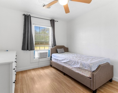 114 Melton Street - Photo Thumbnail 10