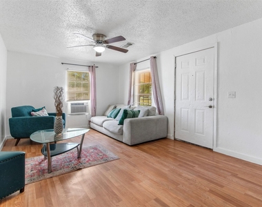 114 Melton Street - Photo Thumbnail 3