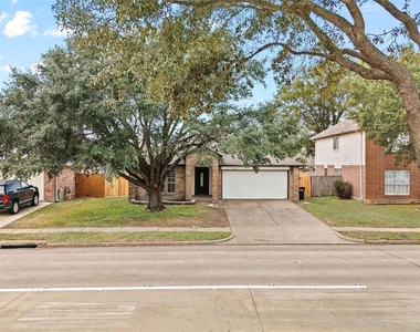 6627 Greenhouse Rd - Photo Thumbnail 22