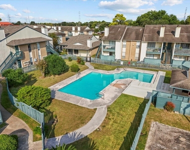 250 El Dorado Boulevard - Photo Thumbnail 18