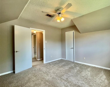 509 Dwyer Street - Photo Thumbnail 18